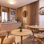 De Banville Hotel Parigi