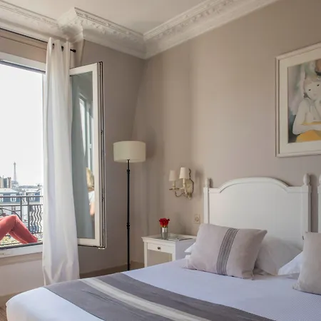 De Banville Hotel Paris