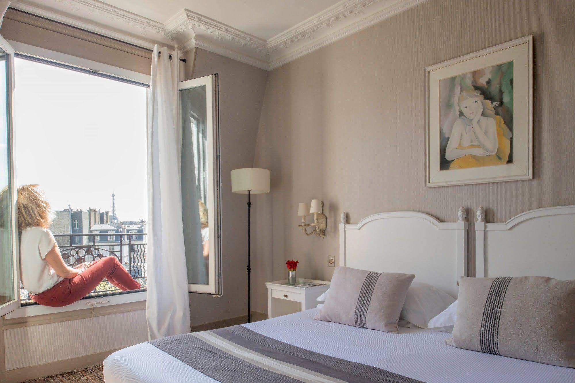 Hotel De Banville Parigi